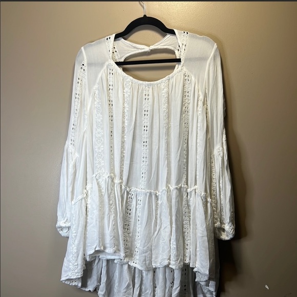 Dress - Picture 3 of 4